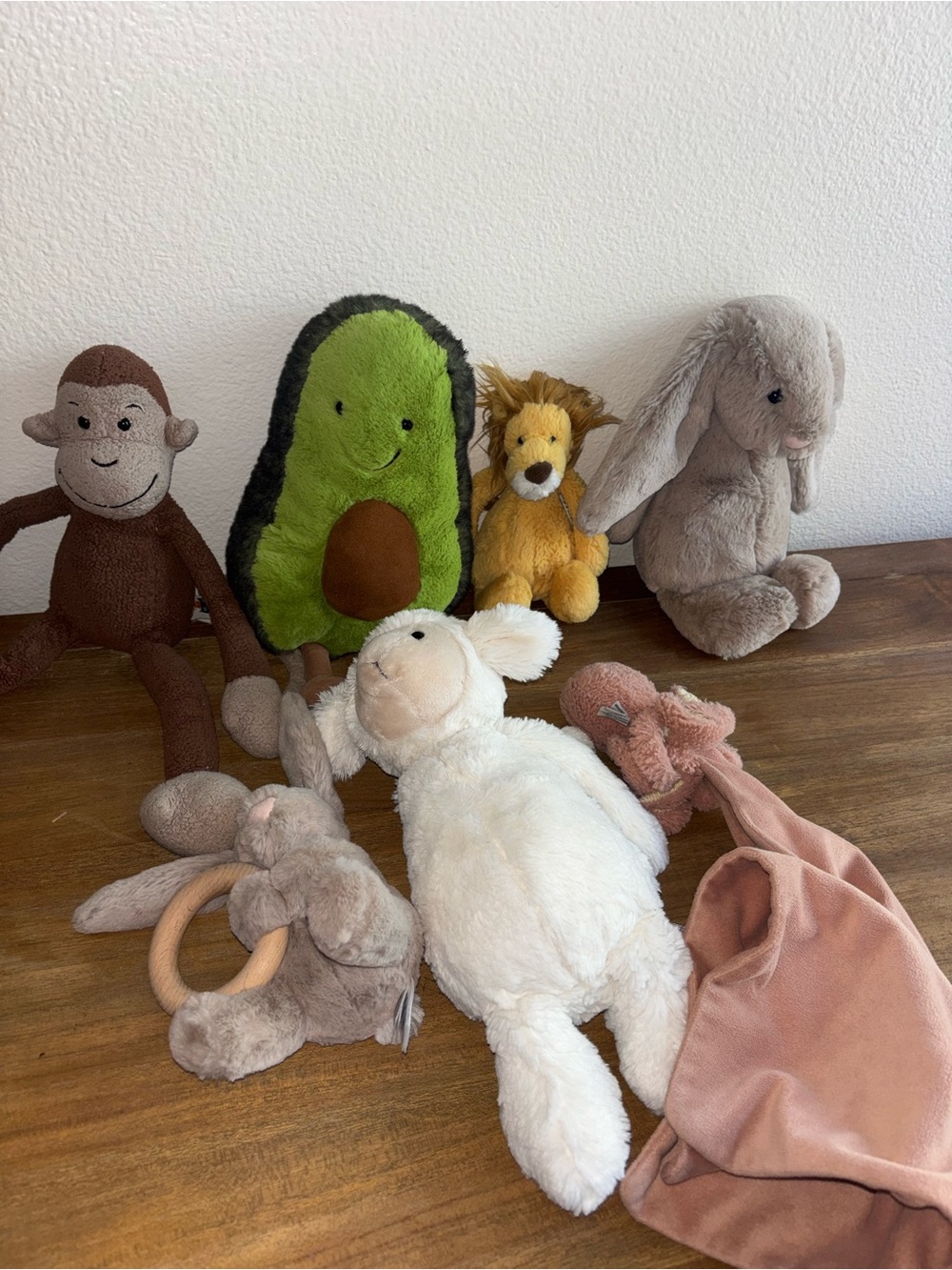Bundle of 7 jellycat stuffed animals